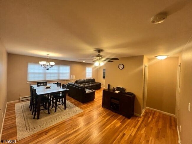 Foto del edificio - 355 Broad St