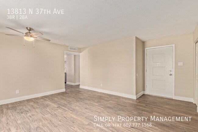 Foto del edificio - 13813 N 37th Ave