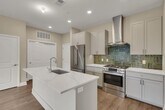 Foto principal - 6633 Dale Dr