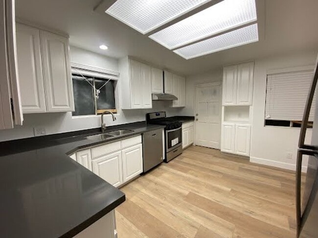 Foto del edificio - Charming Newly Renovated HOUSE with Privat...