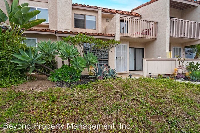 Building Photo - 2 br, 1.5 bath House - 677 Copper Dr.