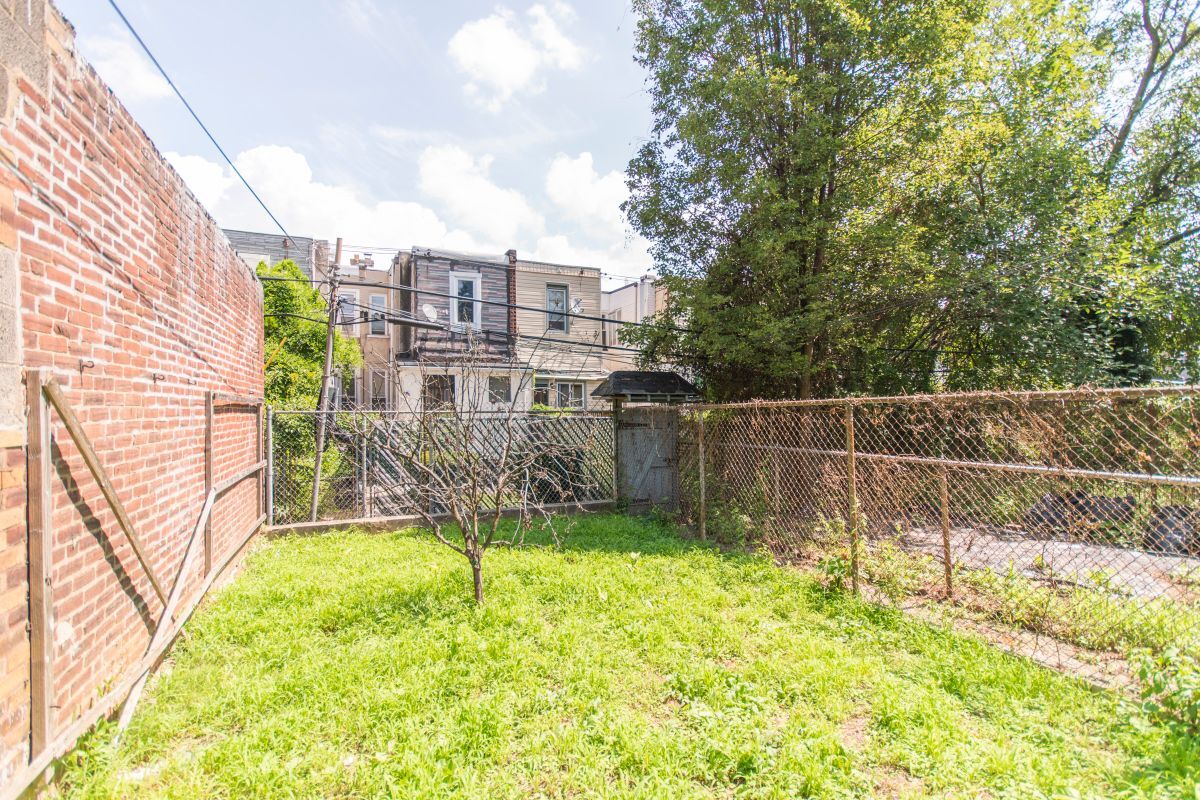 Foto del edificio - 1549 N 56th St