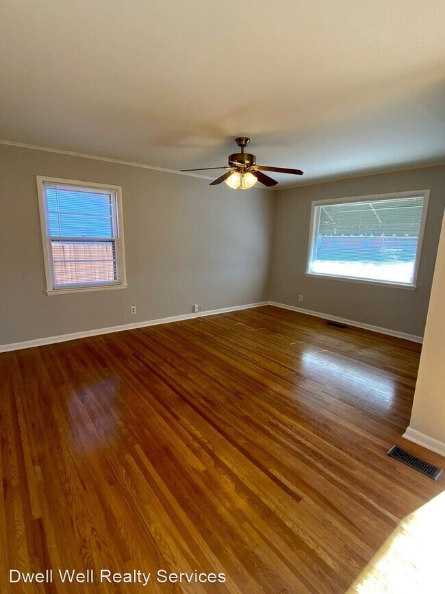 Building Photo - 3 br, 1.5 bath House - 5341 E 30th Pl