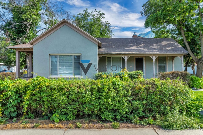 Building Photo - 113 E 400 S