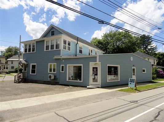 Primary Photo - 305 Marlboro St