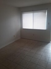 Building Photo - 1522 Parkway Ct