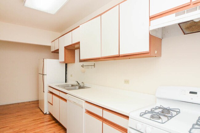 Foto del edificio - 2823 N Lincoln Ave