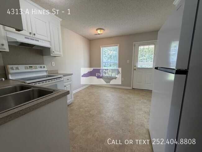 Foto del edificio - 4313A Hines St