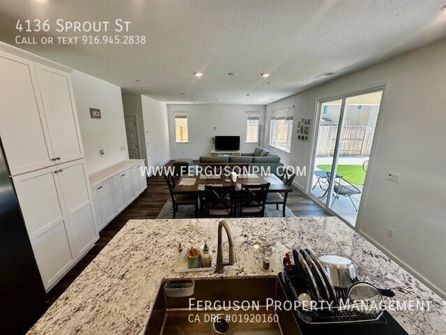 Foto del edificio - 4136 Sprout St