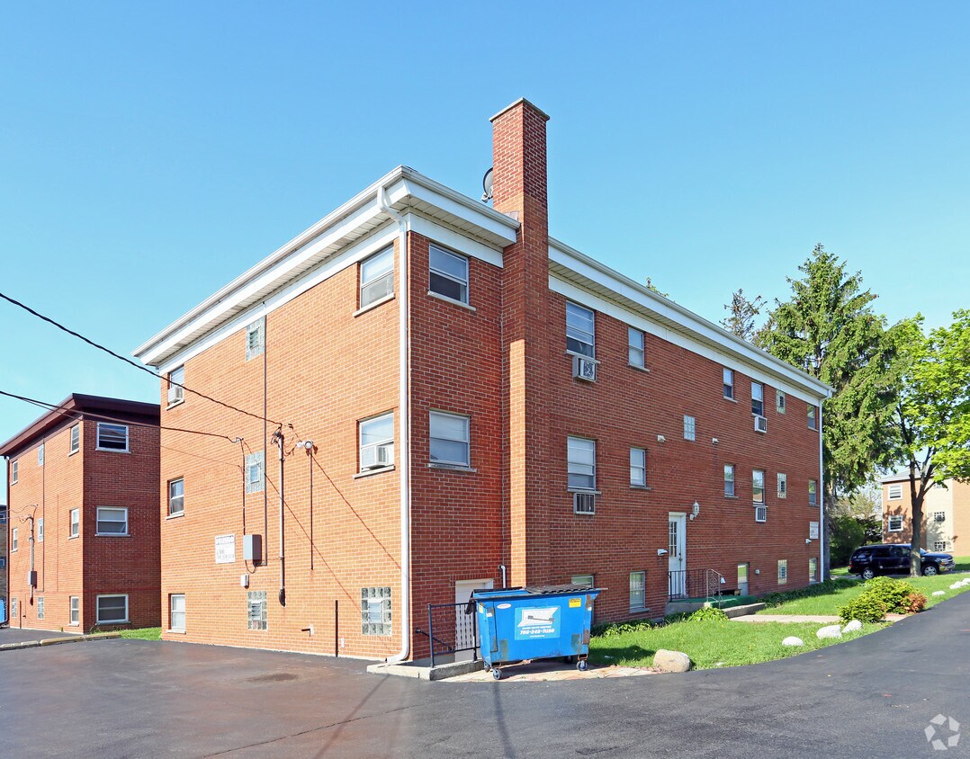 Foto del edificio - 607 S Iowa Ave
