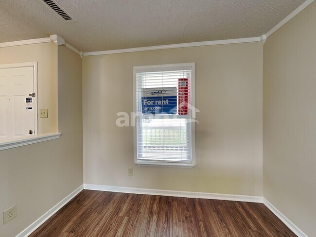 Foto del edificio - 6805 W Littleton Dr