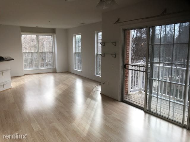 Building Photo - 2 br, 2.5 bath Condo - 11205 Edson Park Pl