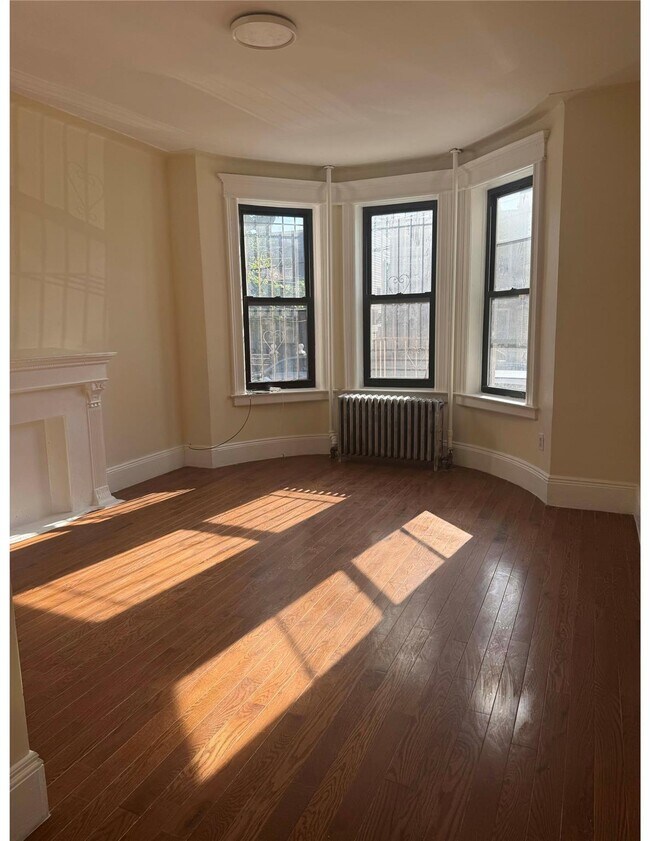 Foto del edificio - 301 Grant Ave
