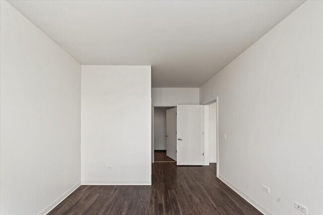 Foto del edificio - 830 North Milwaukee-506