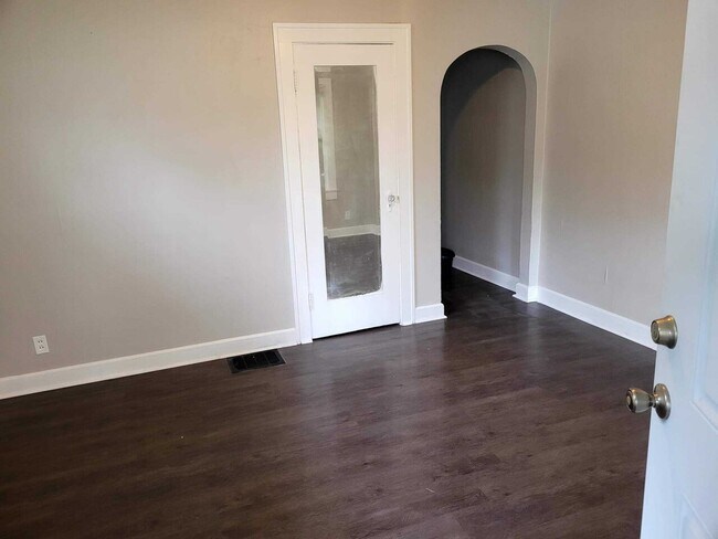 Foto del edificio - 1028/1030 N Olney St. - RE Integrity