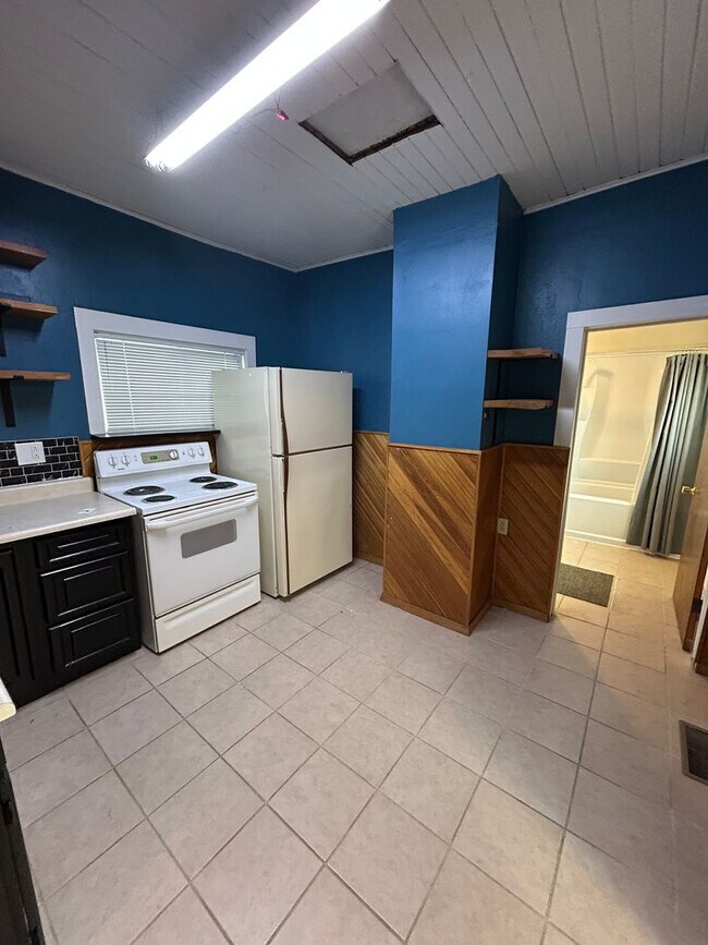 Foto del edificio - 1121 E 3rd St