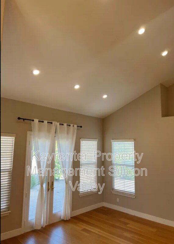 Foto del edificio - 5765 Chambertin Dr