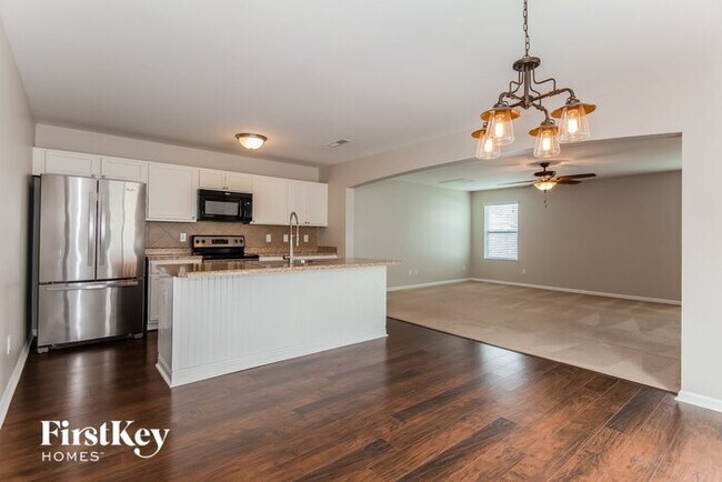 Foto del edificio - 8192 Thornton St