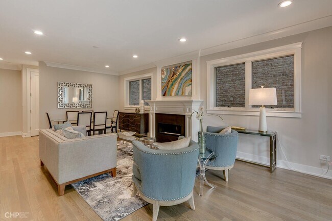 Foto del edificio - 1542 N Hudson Ave