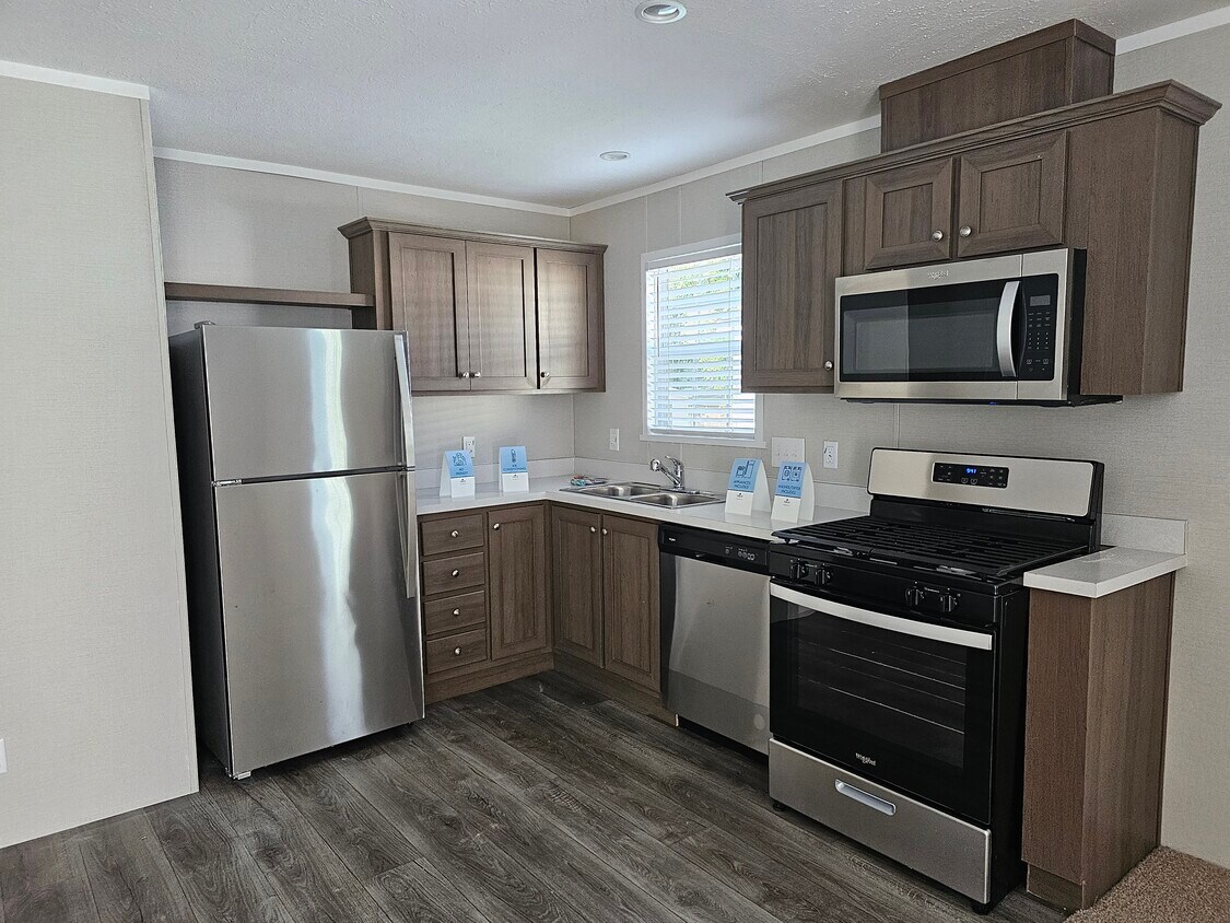 2336 Dogwood St, Liberty, MO 64068 House Rental in Liberty, MO