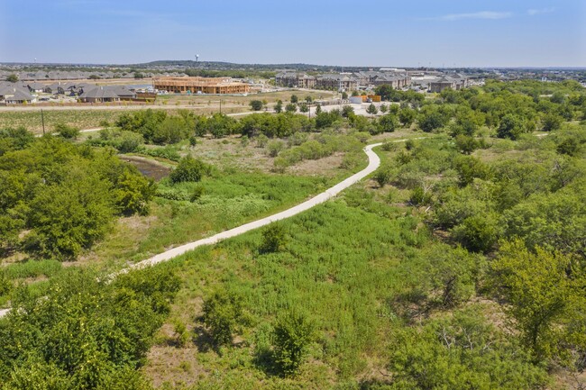 Building Photo - Auberge of Burleson