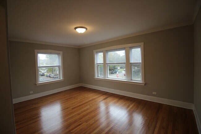 Foto del edificio - 4402 W Belden Ave