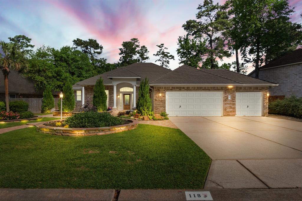 Foto principal - 118 S Evangeline Oaks Cir
