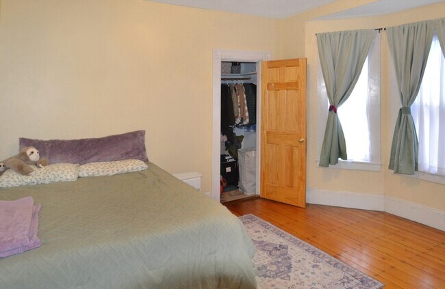Foto del edificio - 3270 Washington St