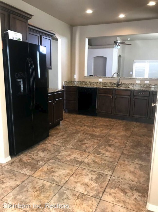 Building Photo - 3 br, 2 bath House - 4112 Seville Way