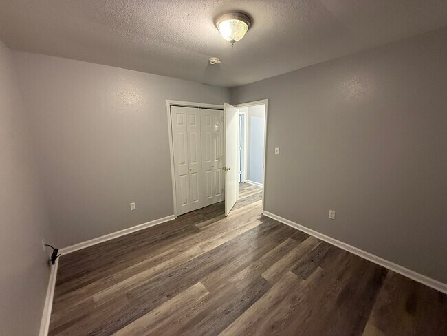 Foto del edificio - 1836 Greenbrier Ave SE