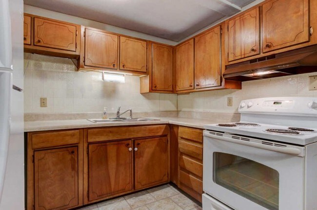 Foto del edificio - 5805 Haynes-Sterchi Road Apartment 2