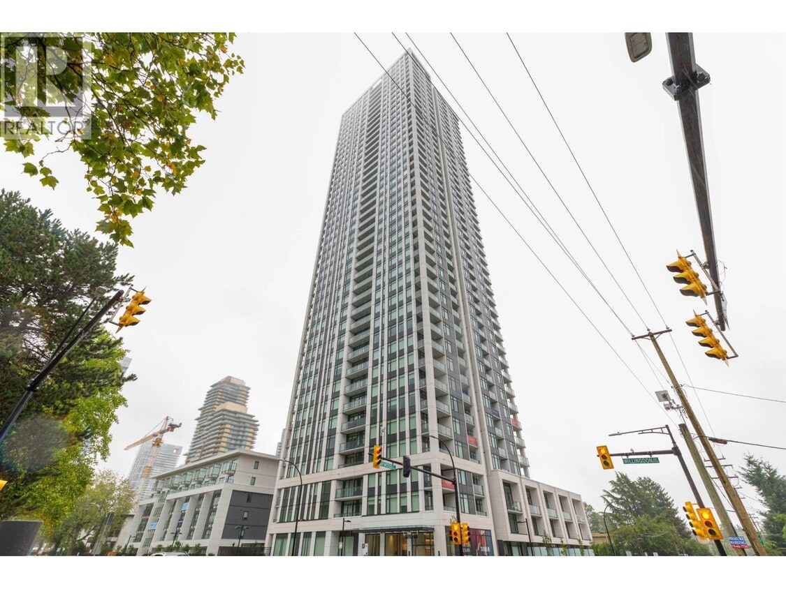 Photo principale - 6468-6468 Willingdon Ave
