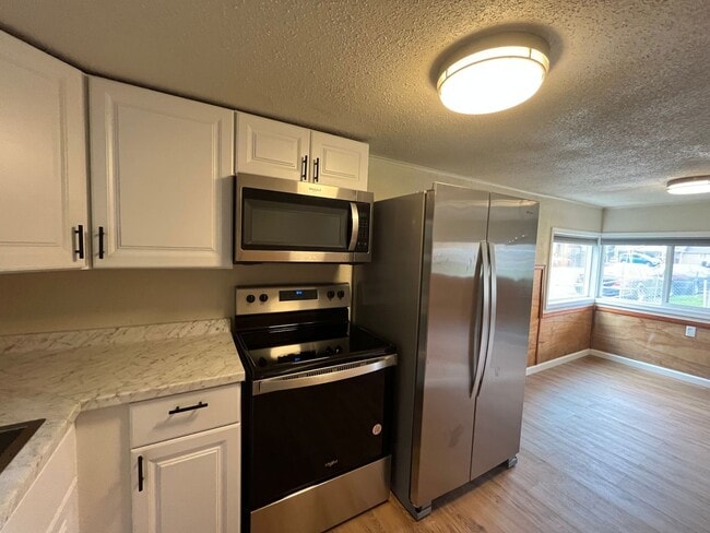 Foto del edificio - 2 Bed 1 Bath home in Powellhurst-Gilbert! In Unit Laundry and Private yard!