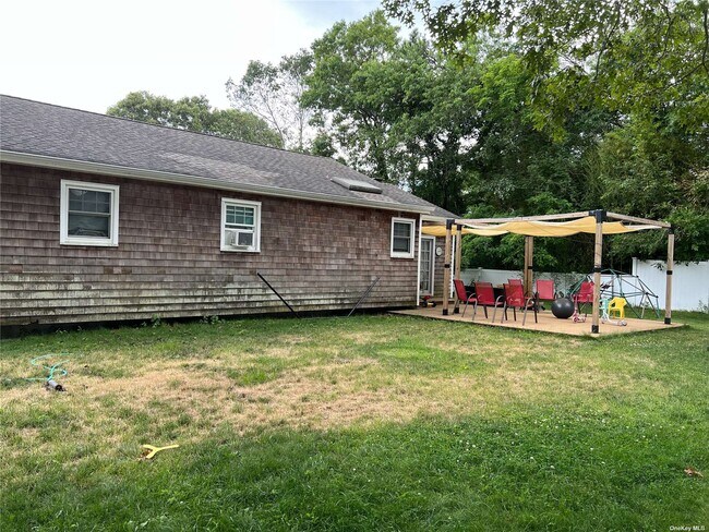 Building Photo - 7 Seaside Ave