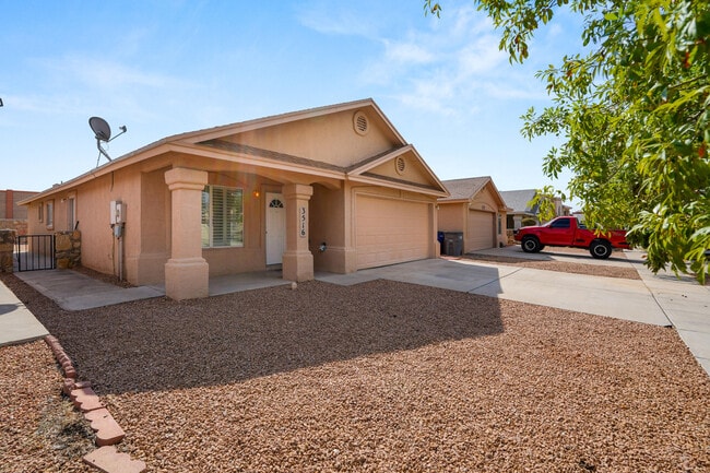 Building Photo - 3516 Al Roberts Dr