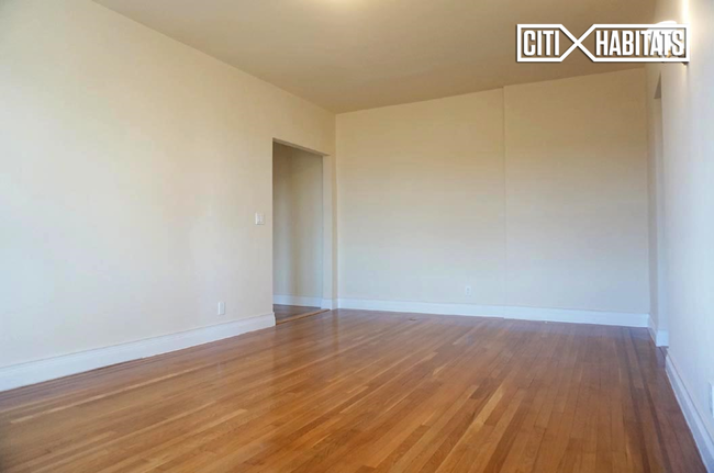 Foto del edificio - 170-20 39th Ave