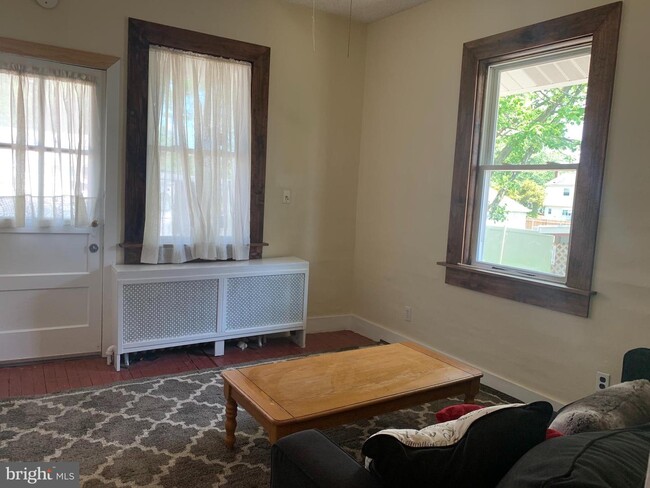 Building Photo - 426 Wyndom Terrace
