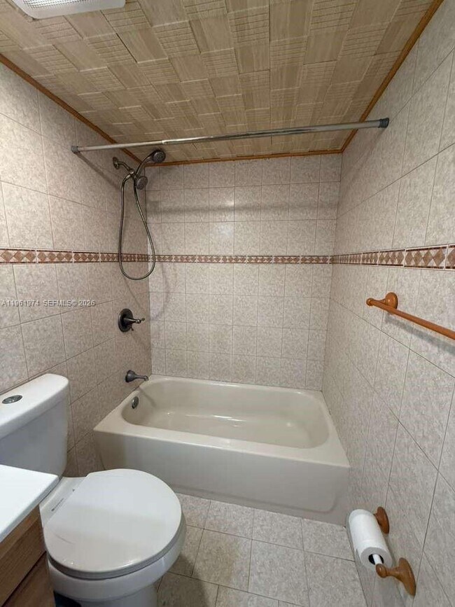 Foto del edificio - 4855 NW 7th St