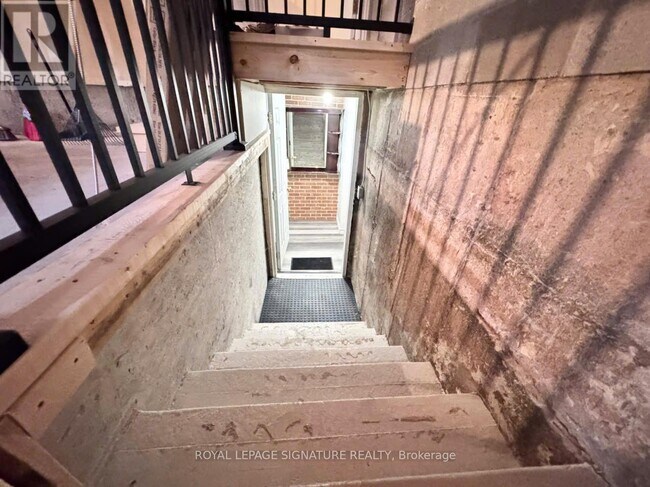 Photo du bâtiment - 285 Mississaga St