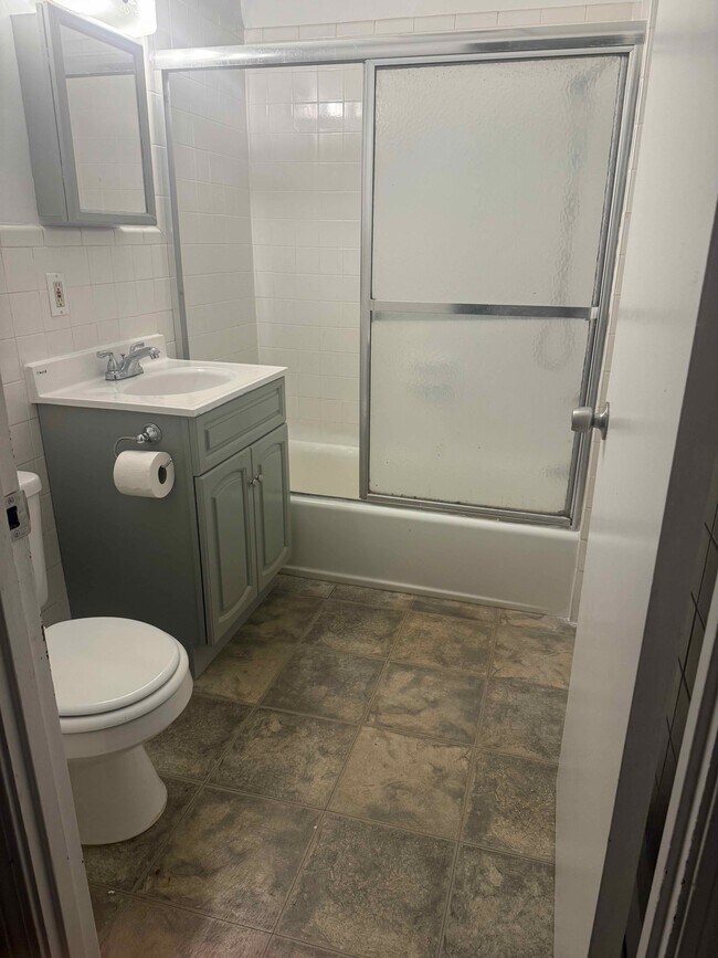 Foto del edificio - 137 Bradford St