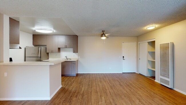 Interior Photo - Huntington Vista