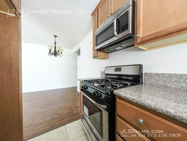 Foto del edificio - 1720 Camden Ave
