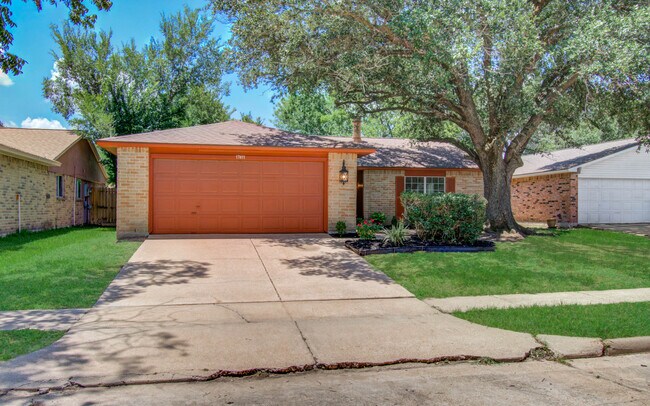 Building Photo - 17411 S Yorkglen Dr