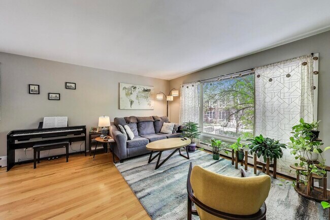 Foto del edificio - 5140 N Leavitt St