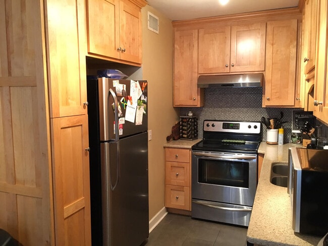 Photo - 246 White Bridge Pike Apartment