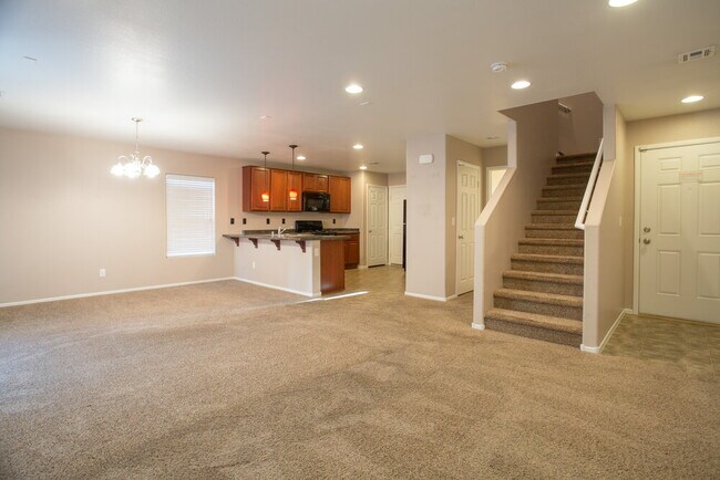 Foto del edificio - 7921 Point Oaks Ct