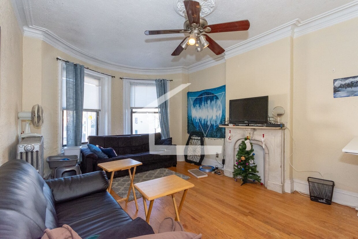 VERY NICE SOUTH END 3 BED!!!!! - VERY NICE SOUTH END 3 BED!!!!!