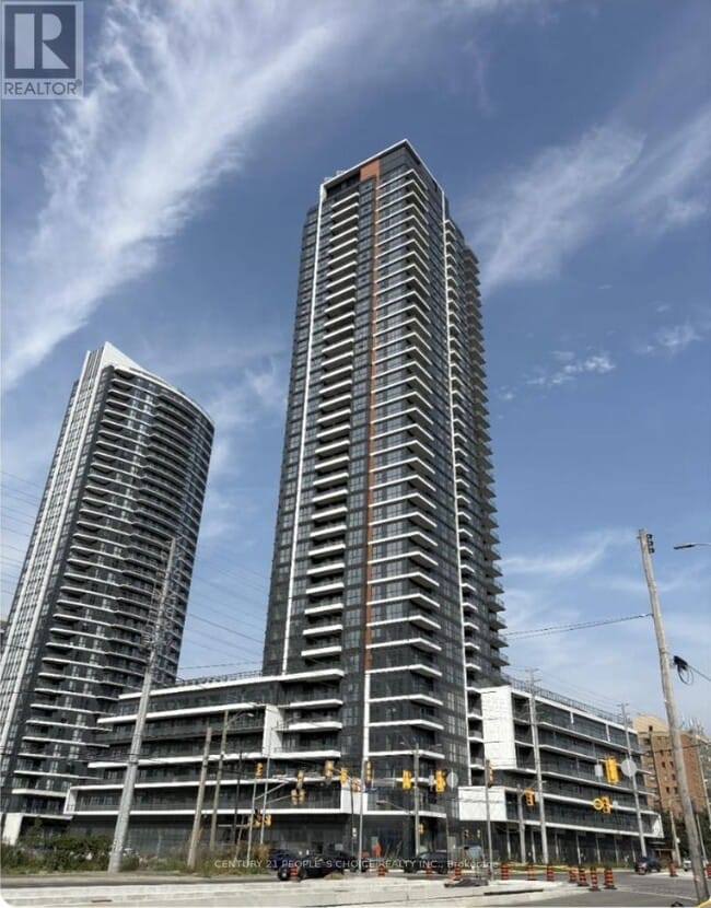 Building Photo - 15-215 Watergarden Dr