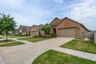 Building Photo - 2116 Blackhawk Ridge Ln