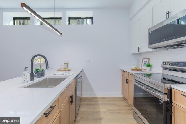 Foto del edificio - 1012 17th Pl NE